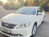 Toyota Camry 2012 годаfor10 000 000 тг. в Алматы