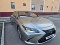 Lexus ES 300h 2023 года за 23 700 000 тг. в Алматы – фото 4