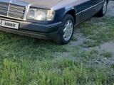 Mercedes-Benz E 230 1990 года за 900 000 тг. в Шымкент