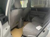 Toyota Highlander 2012 годаүшін11 000 000 тг. в Семей – фото 3