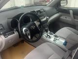 Toyota Highlander 2012 годаүшін11 000 000 тг. в Семей – фото 2