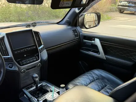 Toyota Land Cruiser 2017 года за 34 200 000 тг. в Астана – фото 2
