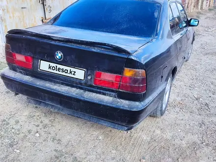 BMW 525 1989 года за 900 000 тг. в Атырау – фото 3