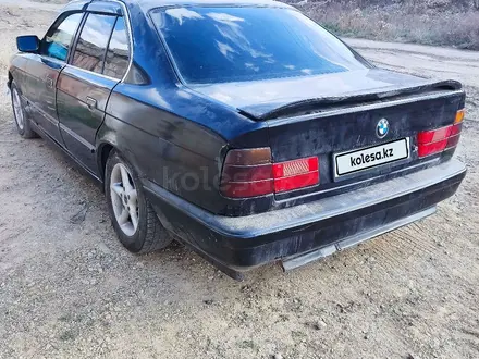 BMW 525 1989 года за 900 000 тг. в Атырау – фото 4