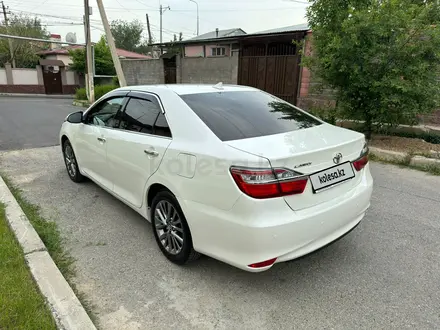 Toyota Camry 2017 года за 14 500 000 тг. в Шымкент – фото 6