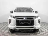 Mitsubishi L200 DC Invite+ 2022 года за 13 490 000 тг. в Алматы – фото 2