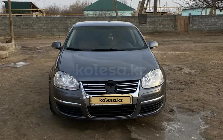 Volkswagen Jetta 2005 годаүшін2 200 000 тг. в Жанакорган