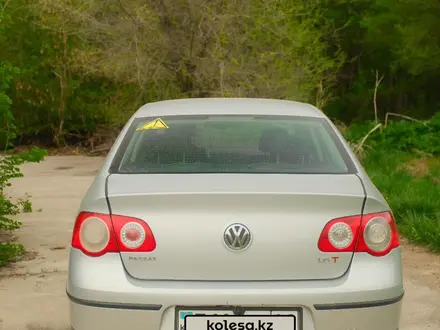 Volkswagen Passat 2008 года за 2 950 000 тг. в Алматы – фото 4