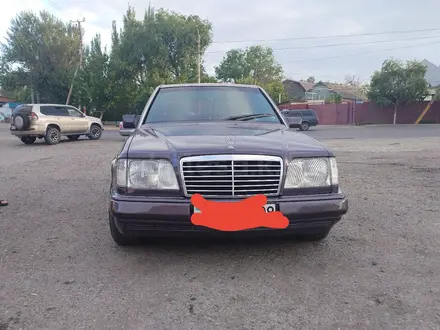 Mercedes-Benz E 220 1993 года за 3 000 000 тг. в Тараз