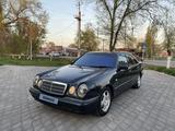 Mercedes-Benz E 320 1995 года за 2 350 000 тг. в Алматы