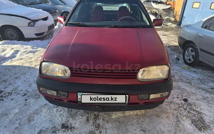 Volkswagen Golf 1995 года за 700 000 тг. в Астана