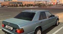 Mercedes-Benz E 200 1990 года за 1 100 000 тг. в Талдыкорган