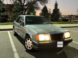 Mercedes-Benz E 200 1990 года за 1 100 000 тг. в Талдыкорган – фото 3