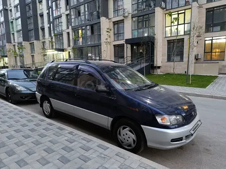 Toyota Ipsum 1997 года за 4 350 000 тг. в Алматы – фото 5