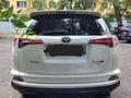 Toyota RAV4 2019 года за 14 000 000 тг. в Усть-Каменогорск – фото 2