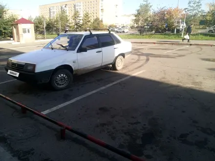 ВАЗ (Lada) 21099 2000 года за 800 000 тг. в Астана – фото 2