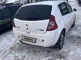 Renault Sandero 2012 года за 3 000 000 тг. в Актобе – фото 3