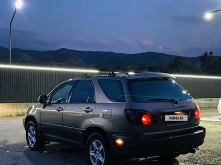 Lexus RX 300 1999 года за 3 800 000 тг. в Алматы – фото 12