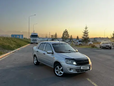 ВАЗ (Lada) Granta 2190 2014 года за 2 050 000 тг. в Алматы – фото 2