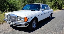 Mercedes-Benz E 200 1982 года за 3 500 000 тг. в Павлодар – фото 4