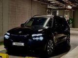 BMW X7 2024 года за 85 000 000 тг. в Астана – фото 2