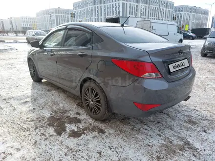 Hyundai Solaris 2015 года за 5 700 000 тг. в Астана – фото 2