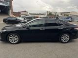 Toyota Camry 2020 года за 13 000 000 тг. в Костанай – фото 3