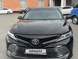 Toyota Camry 2020 года за 13 000 000 тг. в Костанай – фото 2