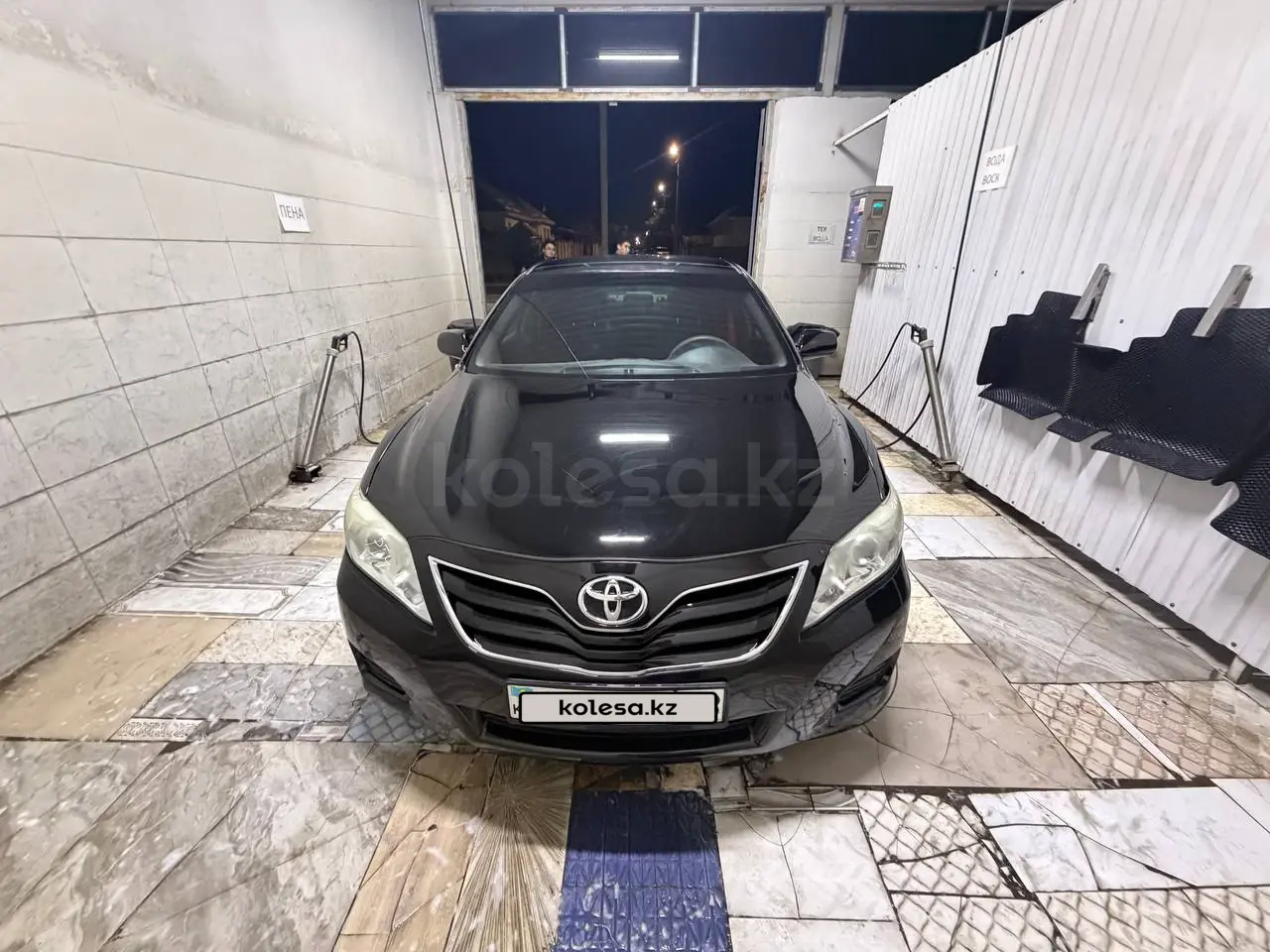 Toyota Camry, 2011