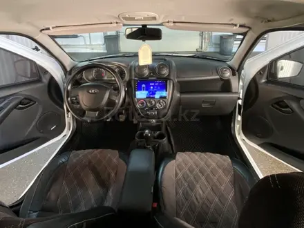 ВАЗ (Lada) Granta 2190 2015 года за 3 400 000 тг. в Усть-Каменогорск – фото 4