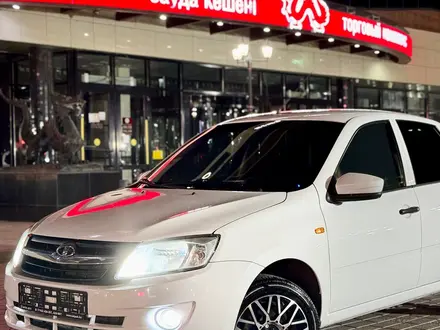 ВАЗ (Lada) Granta 2190 2015 года за 3 400 000 тг. в Усть-Каменогорск