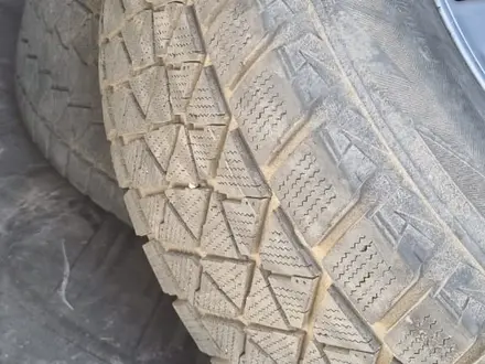 Диски от LX470 вместе с резиной Bridgestone липа за 180 000 тг. в Усть-Каменогорск – фото 4