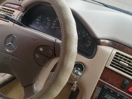 Mercedes-Benz E 240 2000 года за 3 900 000 тг. в Караганда – фото 11