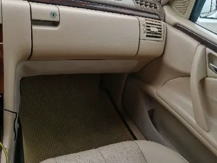 Mercedes-Benz E 240 2000 года за 3 900 000 тг. в Караганда – фото 13