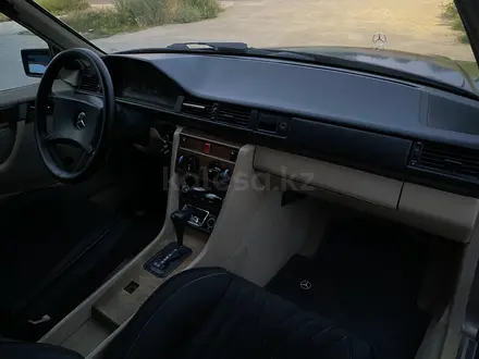 Mercedes-Benz E 230 1990 года за 2 500 000 тг. в Тараз – фото 8