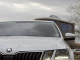 Skoda Octavia 2019 года за 8 300 000 тг. в Актобе – фото 2