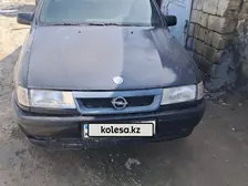 Opel Vectra, 1992