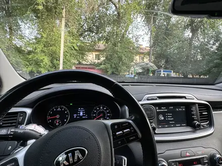 Kia Sorento 2019 года за 11 300 000 тг. в Алматы – фото 11