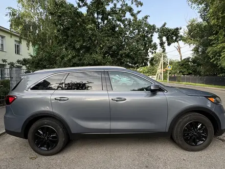Kia Sorento 2019 года за 11 300 000 тг. в Алматы – фото 13