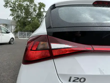 Hyundai i20 2023 года за 7 690 000 тг. в Астана – фото 9
