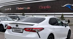 Toyota Camry 2019 года за 12 400 000 тг. в Астана – фото 4