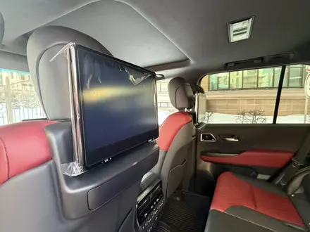 Toyota Land Cruiser 2023 года за 59 500 000 тг. в Астана – фото 9