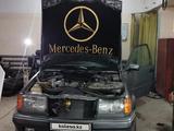 Mercedes-Benz E 200 1989 годаүшін2 500 000 тг. в Усть-Каменогорск – фото 3