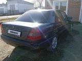 Mercedes-Benz C 180 1996 годаfor2 200 000 тг. в Усть-Каменогорск – фото 3