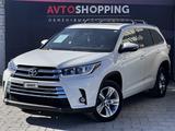 Toyota Highlander 2015 года за 16 000 000 тг. в Актобе