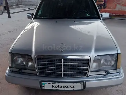 Mercedes-Benz E 300 1994 года за 2 000 000 тг. в Тараз