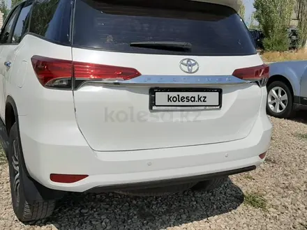 Toyota Fortuner 2017 года за 15 500 000 тг. в Актобе – фото 4