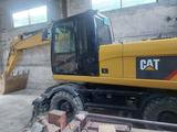 Caterpillar  318 2013 года за 45 000 000 тг. в Талдыкорган