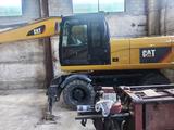 Caterpillar  318 2013 года за 42 500 000 тг. в Талдыкорган – фото 2