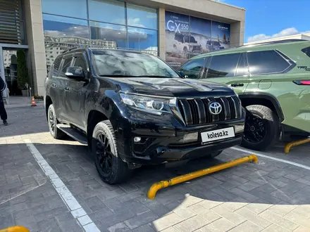 Toyota Land Cruiser Prado 2022 года за 31 500 000 тг. в Астана – фото 2